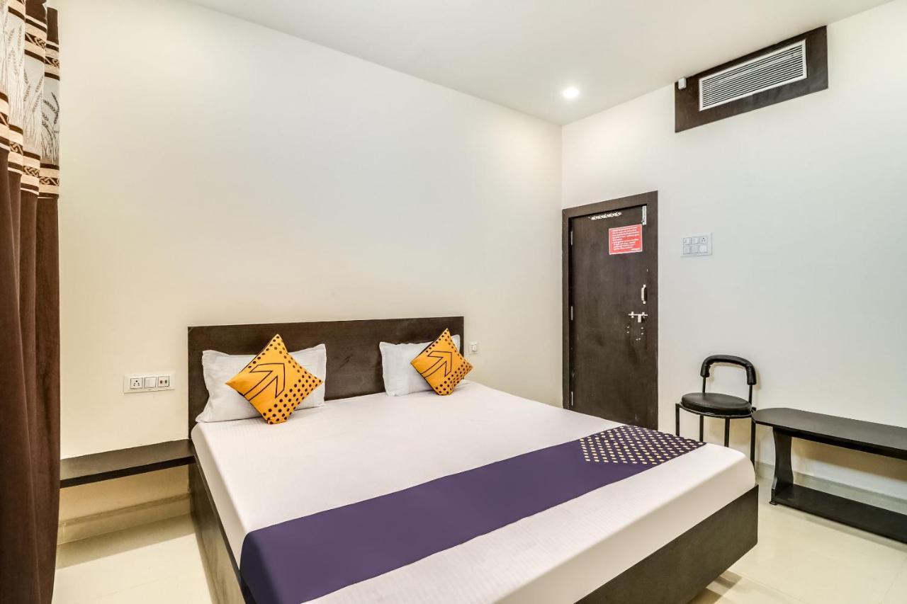 Spot On 62429 Hotel Ashoka Bilaspur  Bagian luar foto