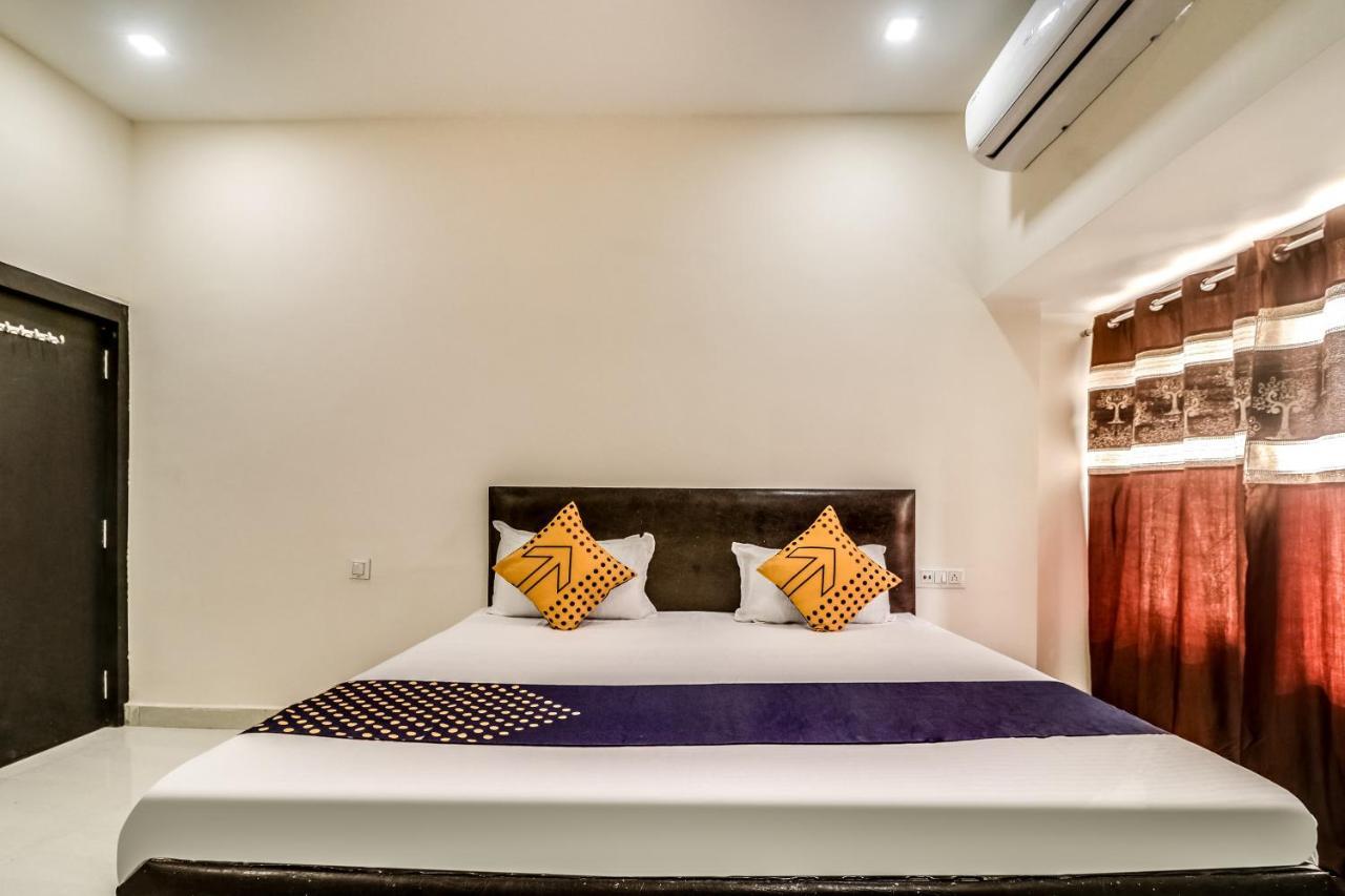 Spot On 62429 Hotel Ashoka Bilaspur  Bagian luar foto