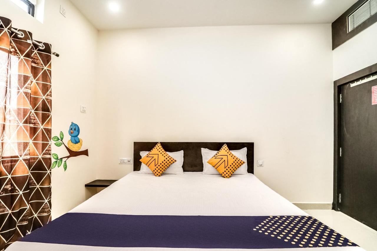 Spot On 62429 Hotel Ashoka Bilaspur  Bagian luar foto