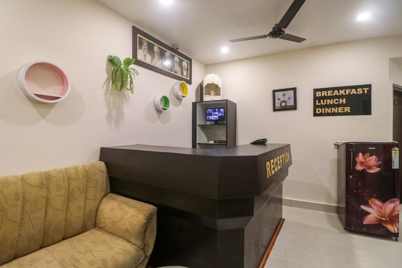Spot On 62429 Hotel Ashoka Bilaspur  Bagian luar foto