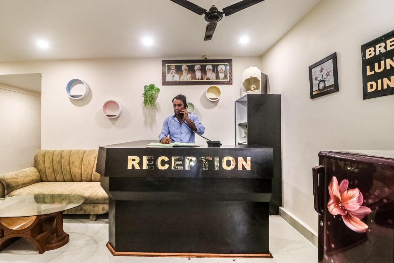 Spot On 62429 Hotel Ashoka Bilaspur  Bagian luar foto
